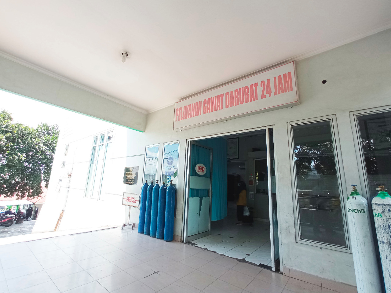 RS Umum Daerah Dr. H. Chasan Boesoirie Ternate